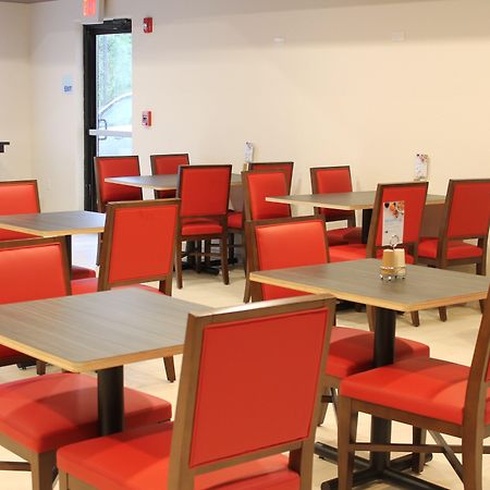 Holiday Inn Express Hotel & Suites Glasgow By Ihg Extérieur photo