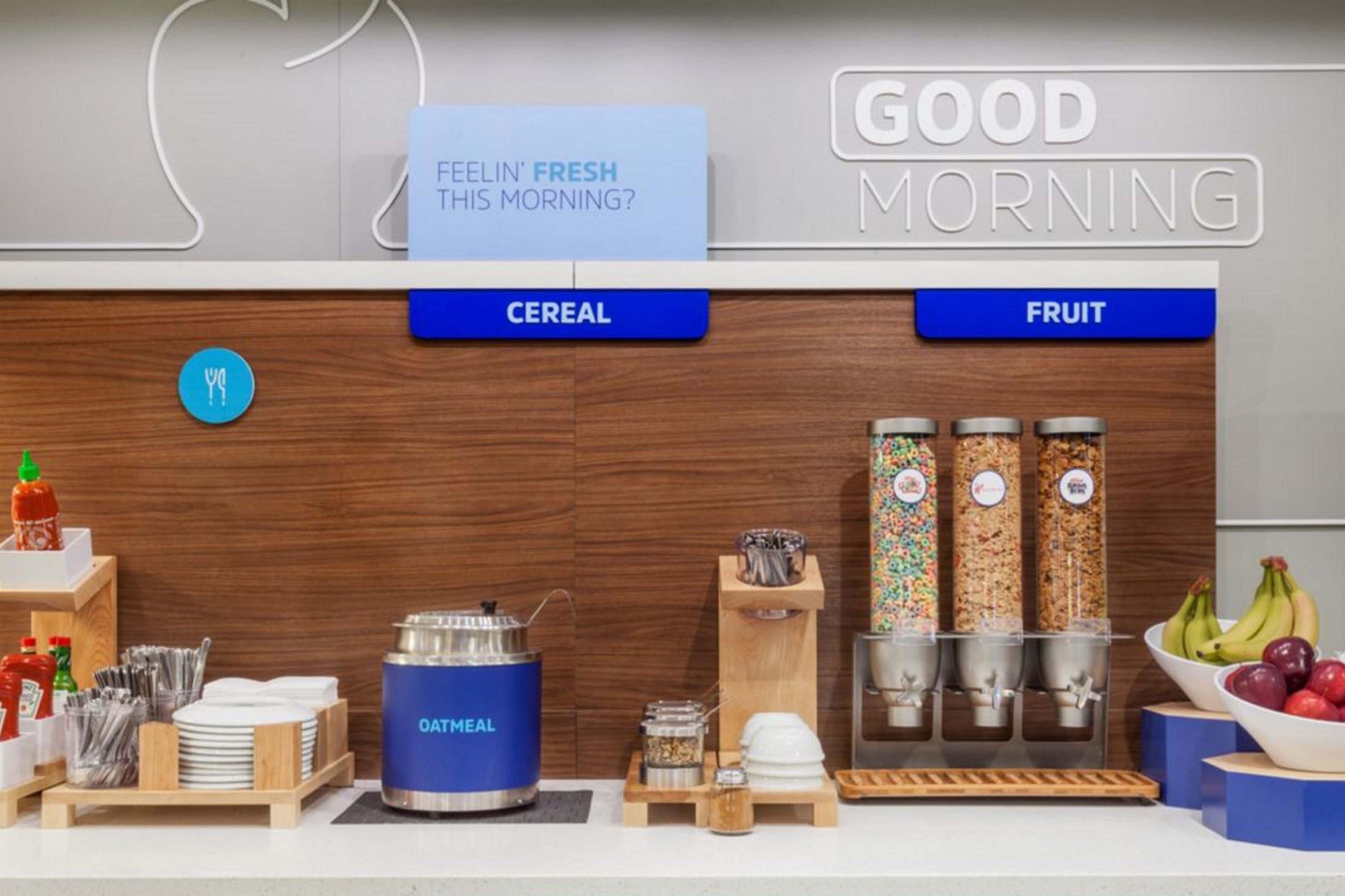 Holiday Inn Express Hotel & Suites Glasgow By Ihg Extérieur photo