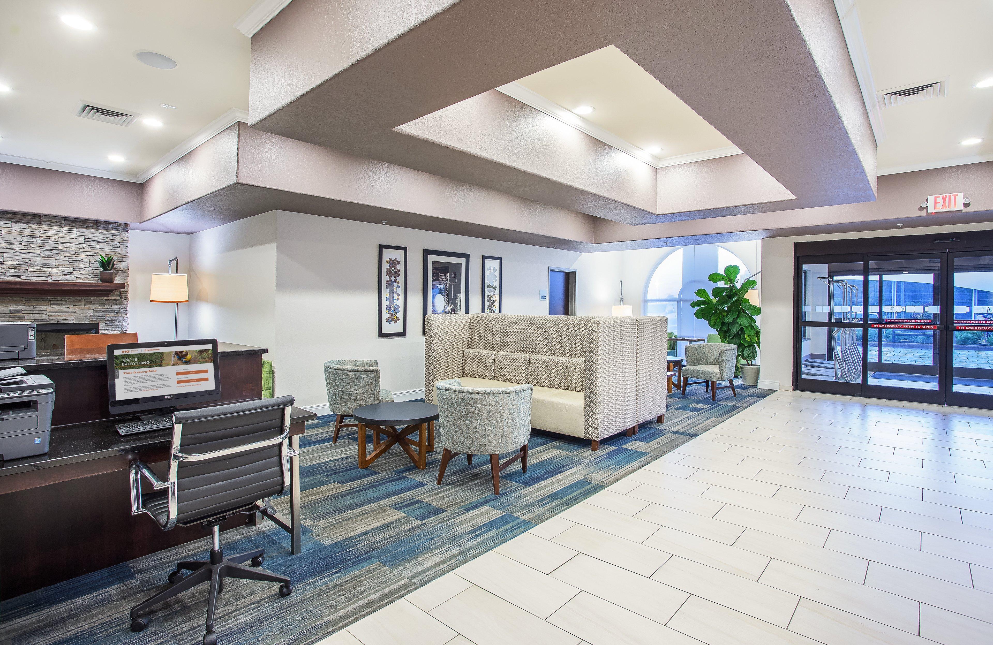 Holiday Inn Express Hotel & Suites Glasgow By Ihg Extérieur photo