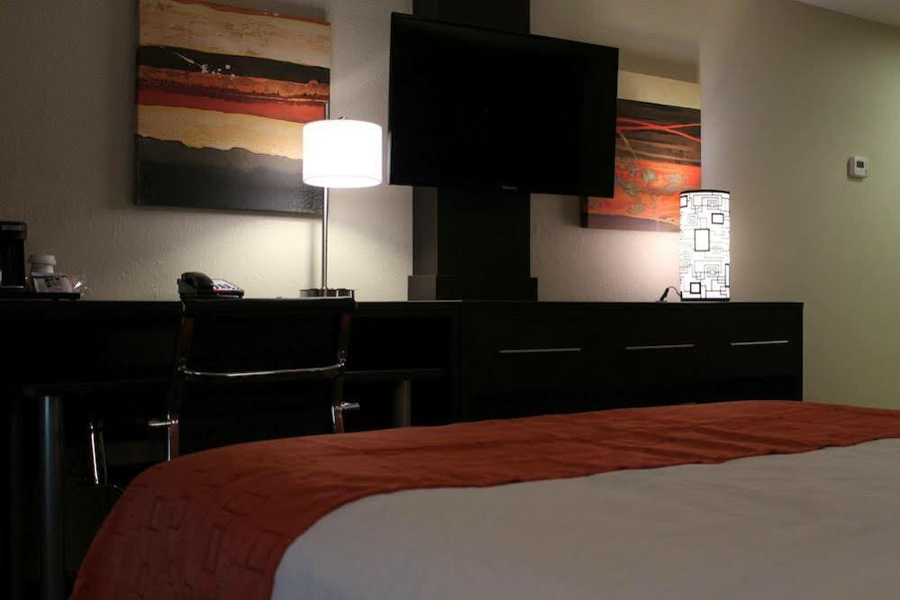 Holiday Inn Express Hotel & Suites Glasgow By Ihg Extérieur photo
