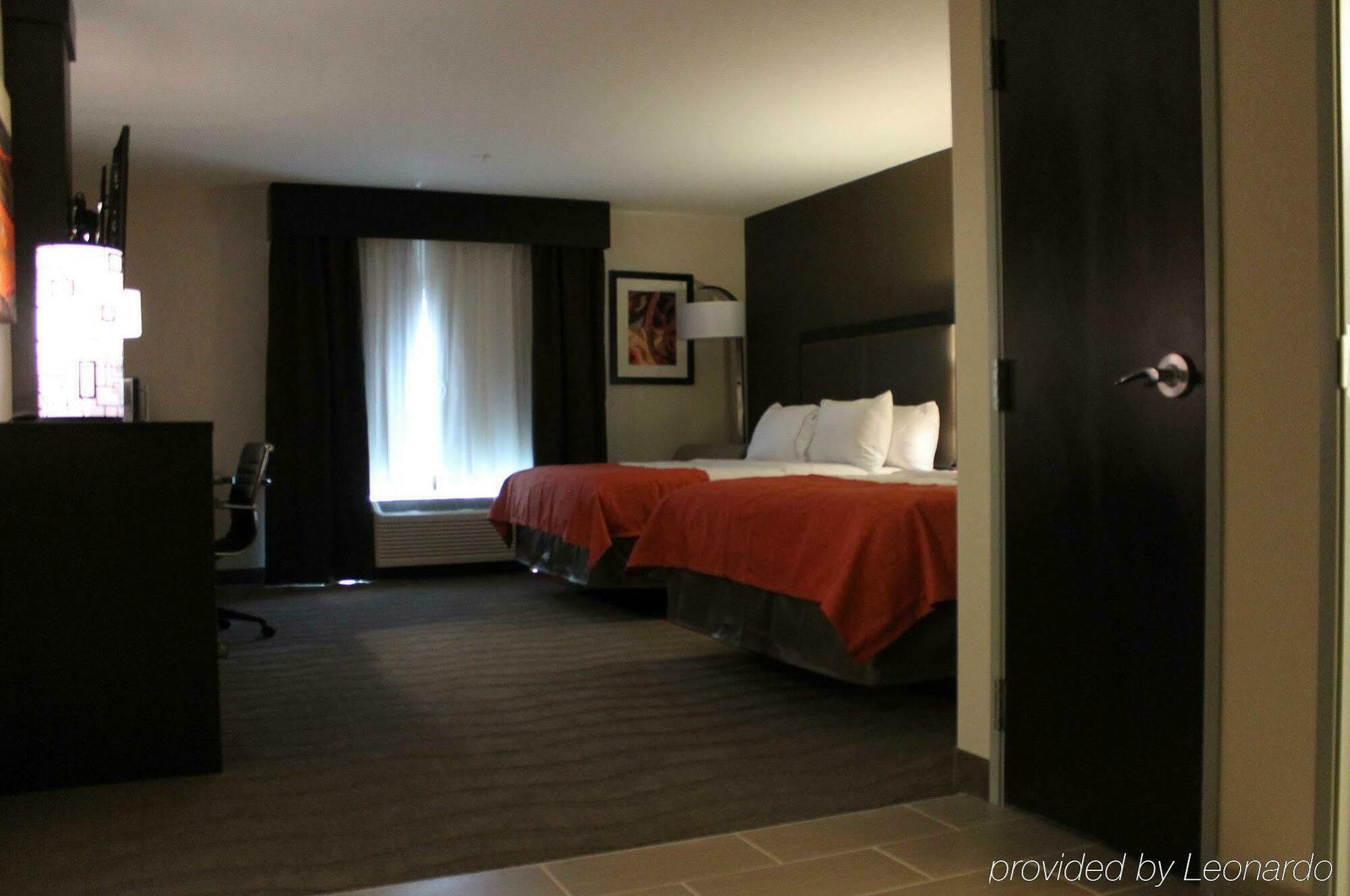 Holiday Inn Express Hotel & Suites Glasgow By Ihg Extérieur photo