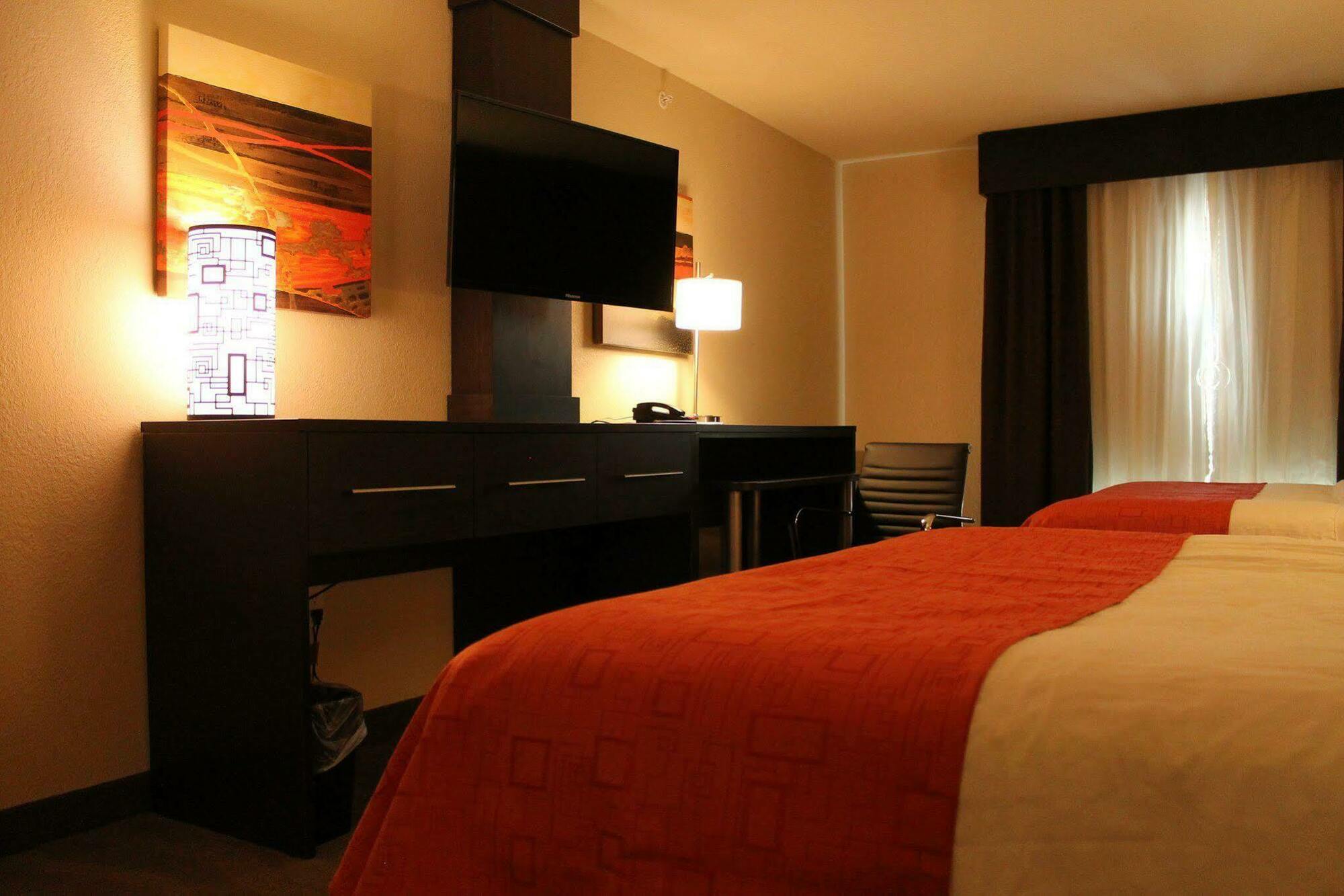 Holiday Inn Express Hotel & Suites Glasgow By Ihg Extérieur photo